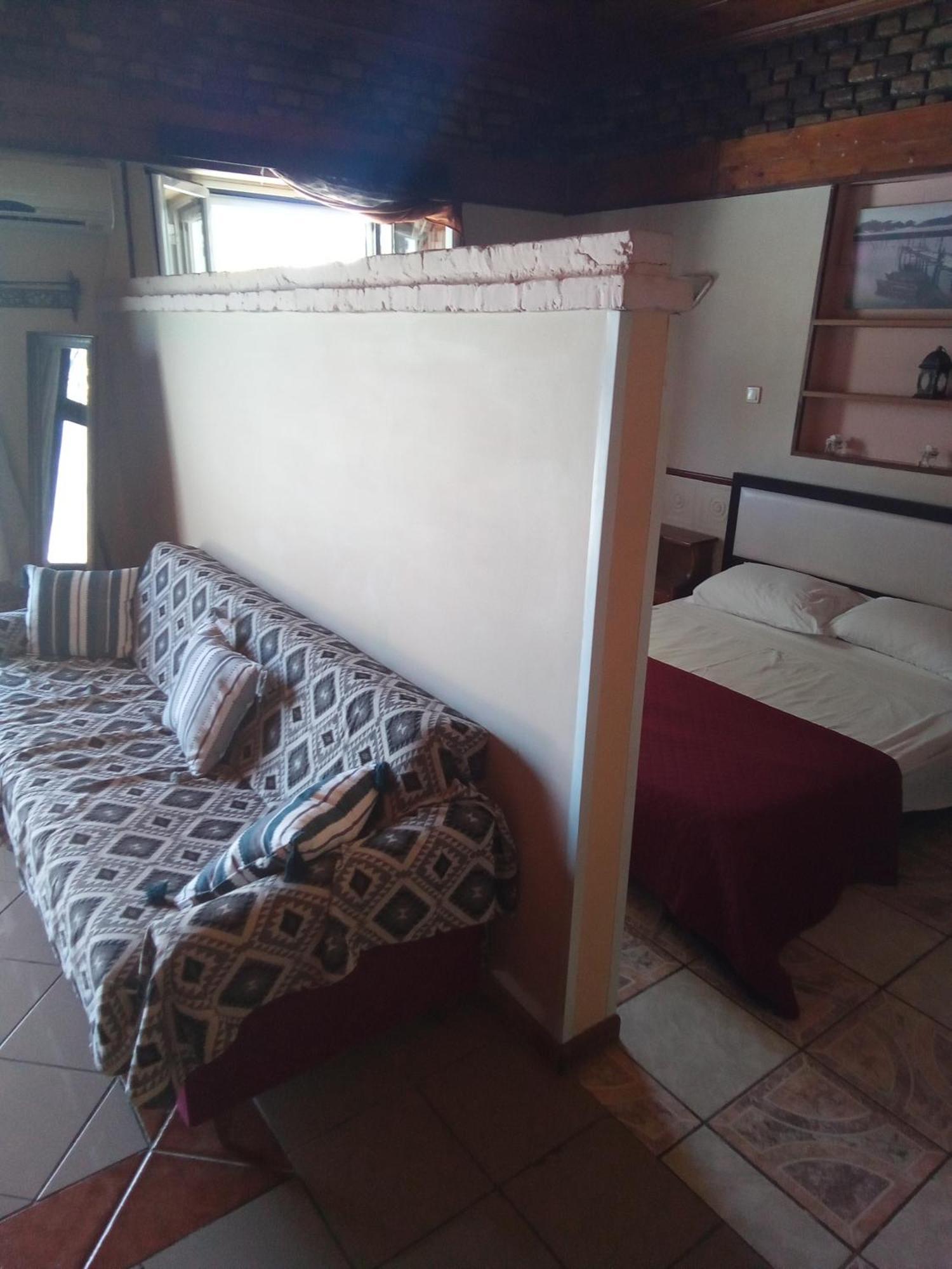 56S.M Comftorable Studio,Airport Area Anemomylos Bagian luar foto